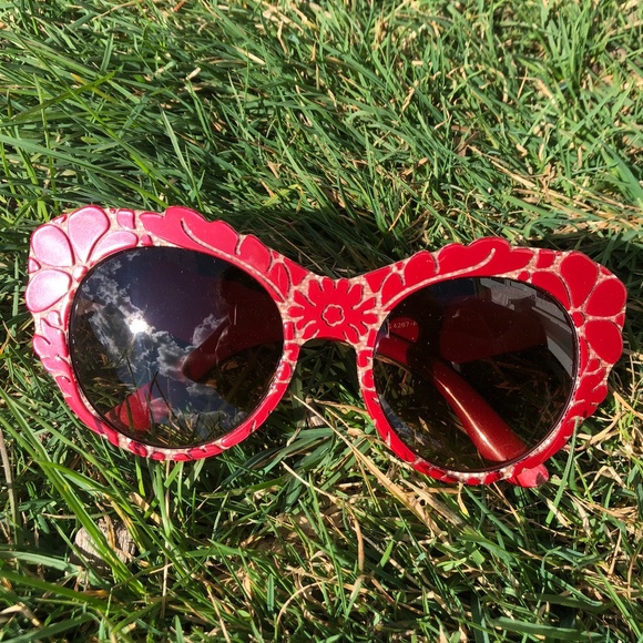 Dolce & Gabbana Accessories - Dolce&Gabbana Red Floral Sunglasses